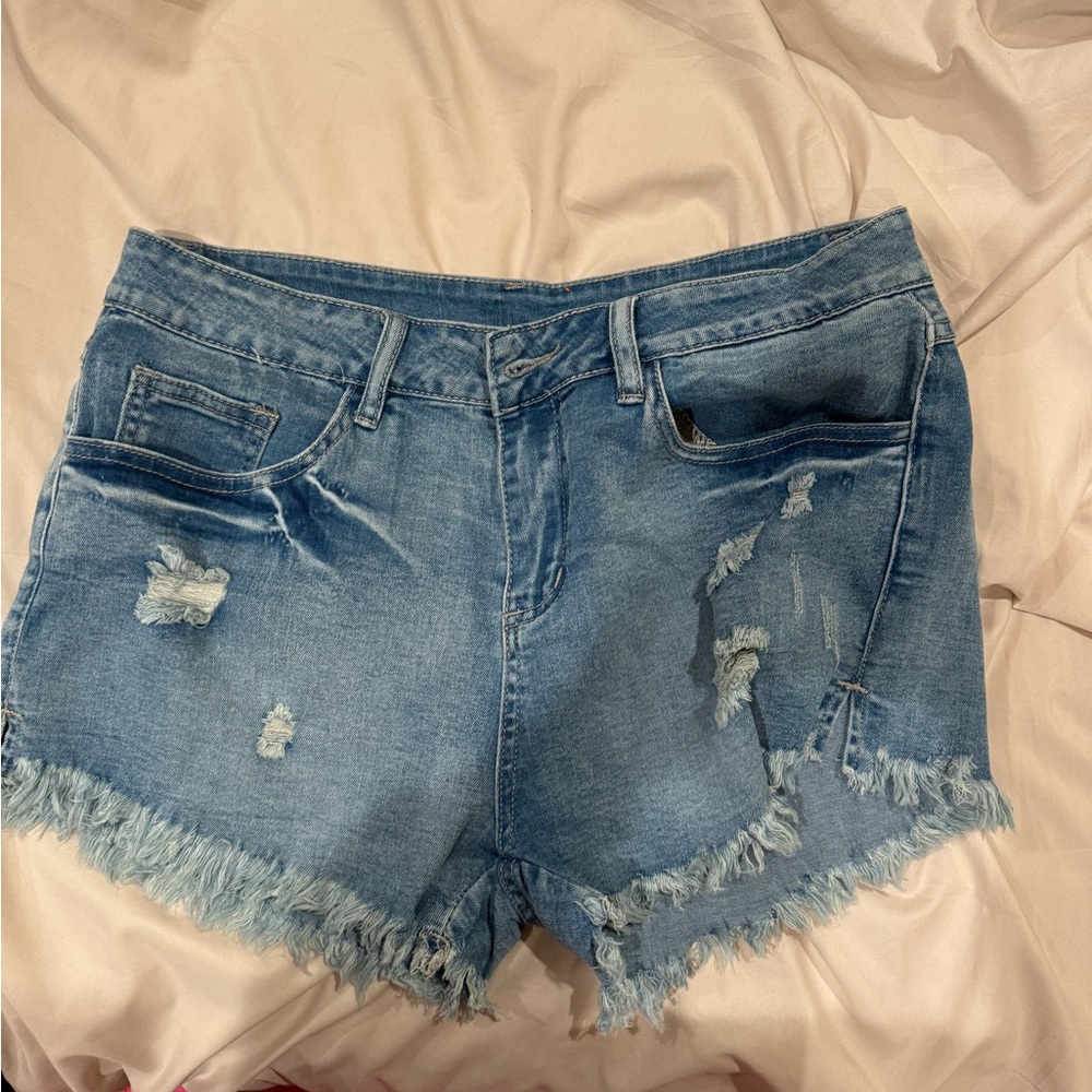 Lightweight comfortable blue Jean shorts